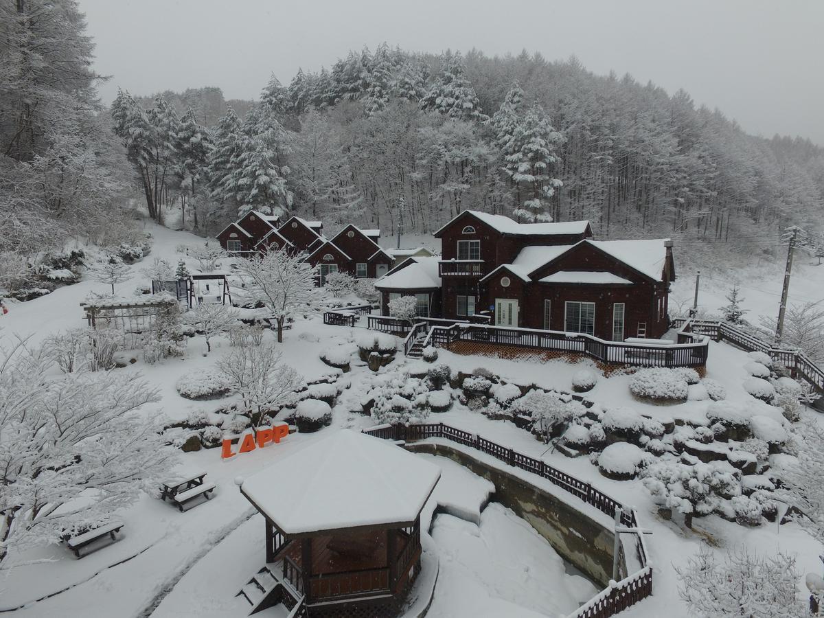 Sisilli Pension Pchjongčchang Exteriér fotografie